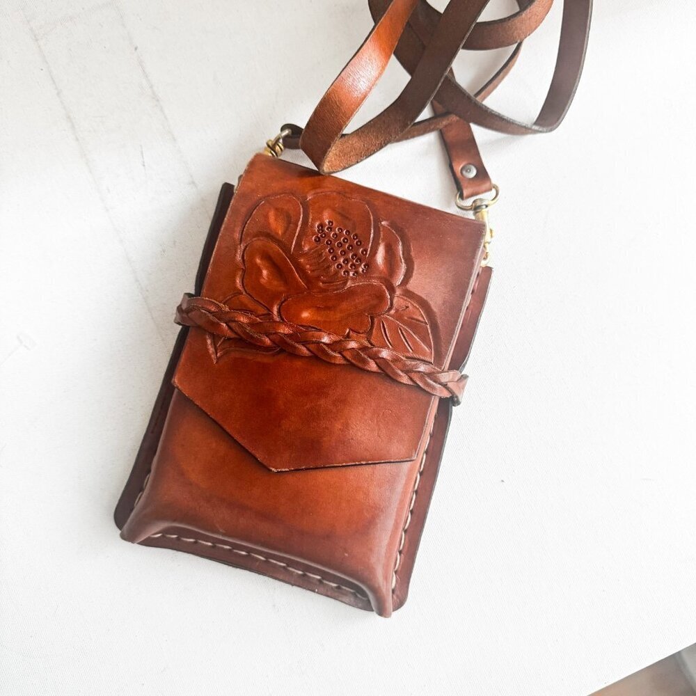 Vintage Hand Tooled Floral Mini Bag - Picture 4 of 7